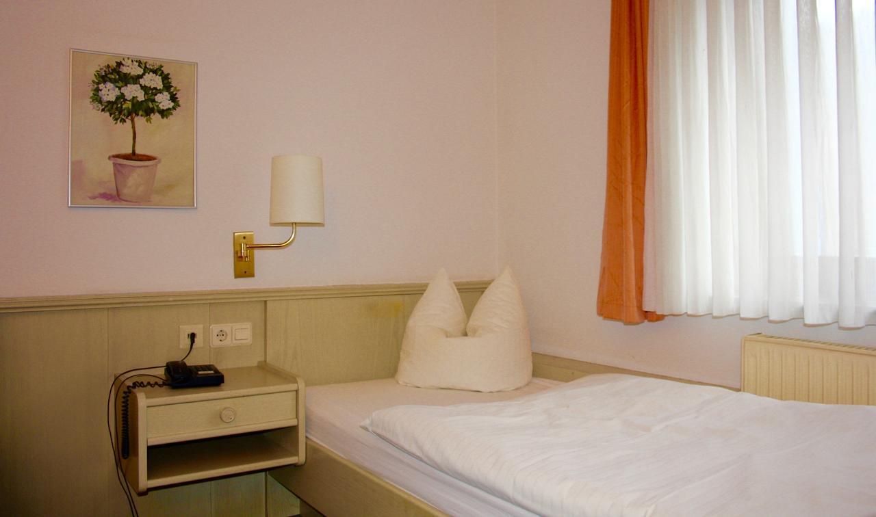 Hotel Blume Post Albstadt Esterno foto