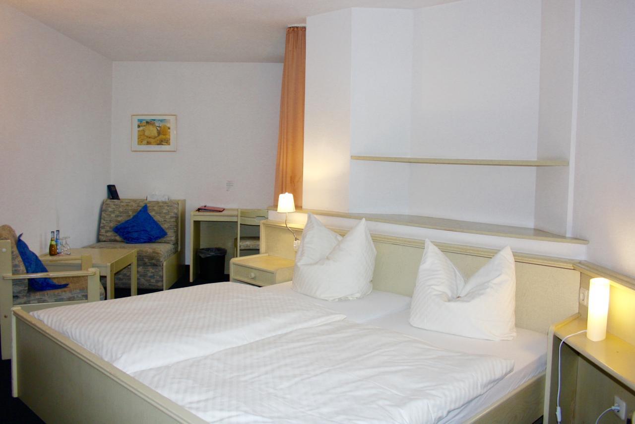 Hotel Blume Post Albstadt Esterno foto
